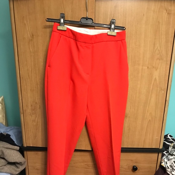 ❣️sold❣️ 💥Host pick💥 Red top shop pants - Picture 2 of 3
